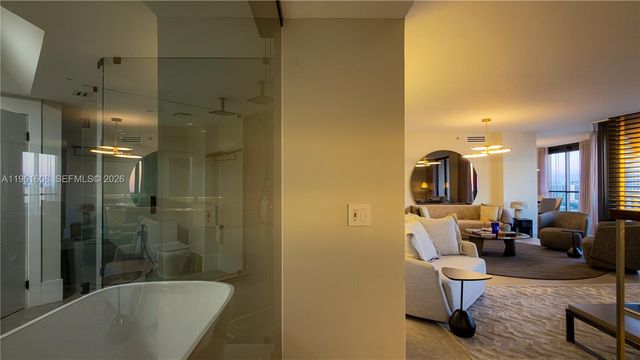 2000 Island Boulevard 2404, Aventura, FL 33160