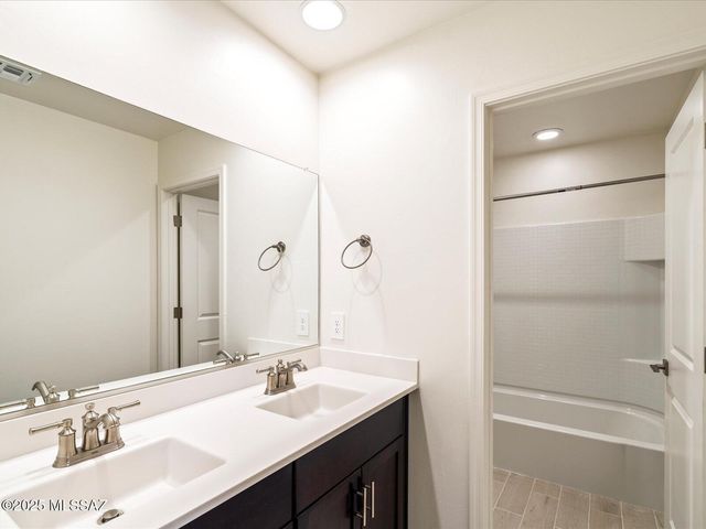 9721 W Larson Street, Marana, AZ 85658