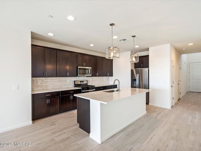 9721 W Larson Street, Marana, AZ 85658