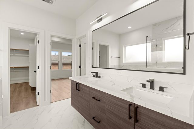 2717 Sampson Street, Houston, TX 77004
