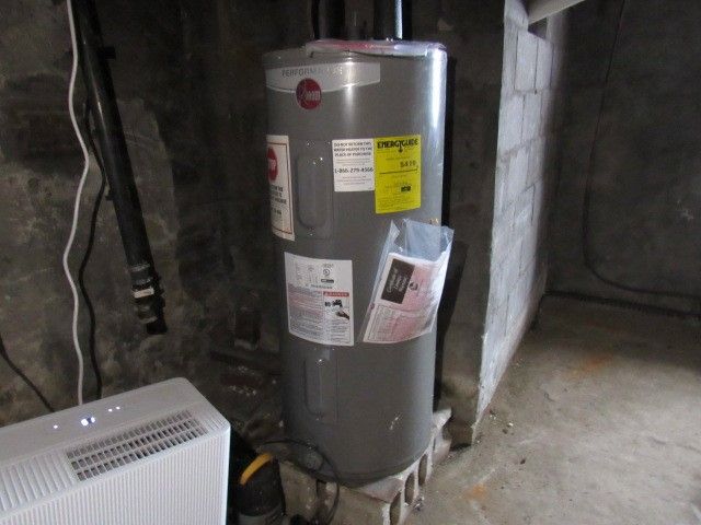 401 N Broadway Street, Scottdale, PA 15683