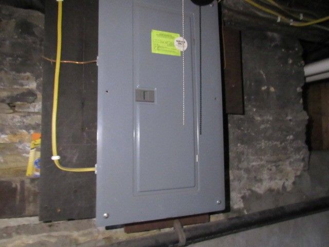 401 N Broadway Street, Scottdale, PA 15683