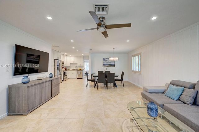 932 Polk St, Hollywood, FL 33019