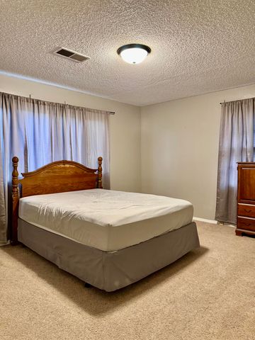 3354 N Coolidge Ave, Wichita, KS 67204