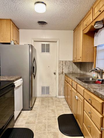 3354 N Coolidge Ave, Wichita, KS 67204