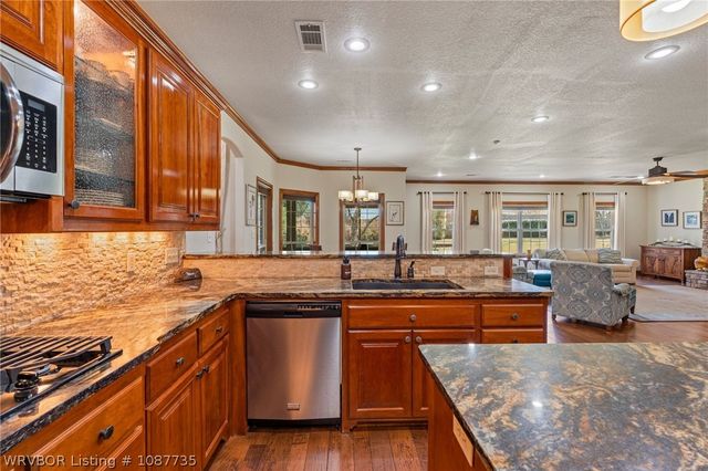 6700 Riley Park Drive, Fort Smith, AR 72916