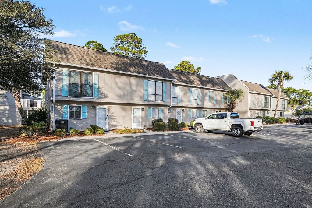 946 Villa Dr Unit 946, North Myrtle Beach, SC 29582