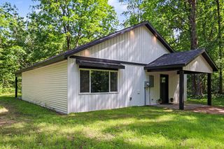 9066 Agawa Trail, Reynolds Twp, MI 49329