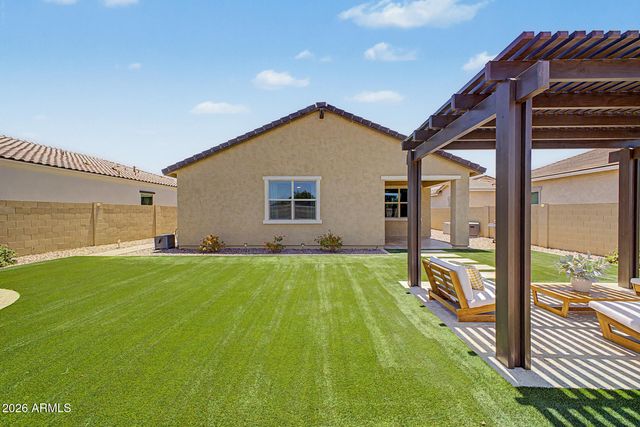 9458 E THATCHER Avenue, Mesa, AZ 85212