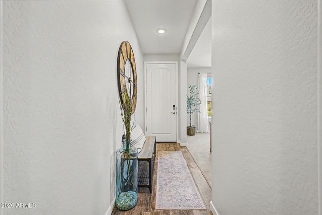 9458 E THATCHER Avenue, Mesa, AZ 85212