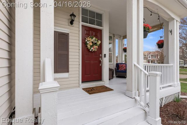 76 Carriage Lane Court Court, Oxford, MI 48371