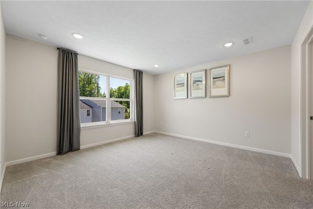 1357 Maple Grove Lane, Uniontown, OH 44685