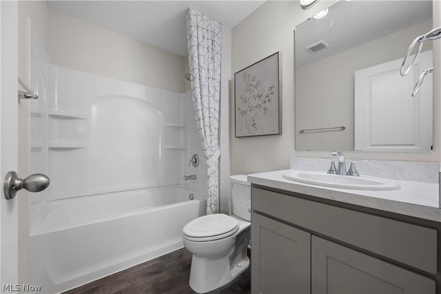1357 Maple Grove Lane, Uniontown, OH 44685