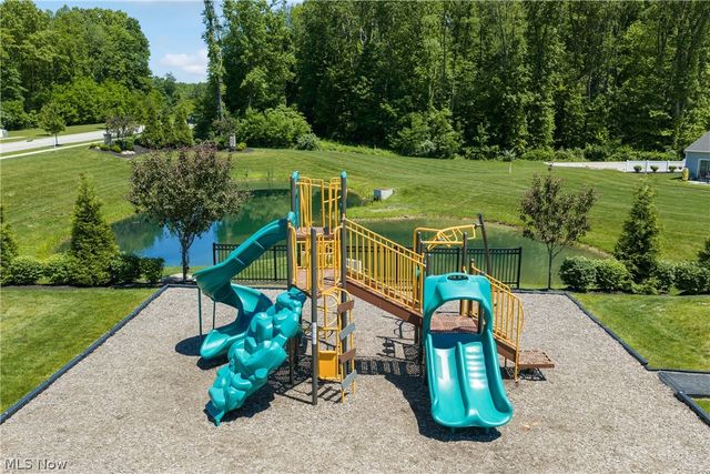 1357 Maple Grove Lane, Uniontown, OH 44685