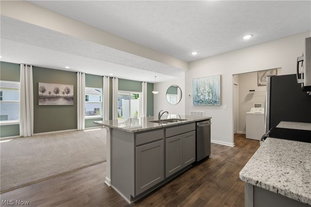 1357 Maple Grove Lane, Uniontown, OH 44685