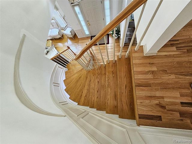 6088 Meadowview Drive, Canton, MI 48187