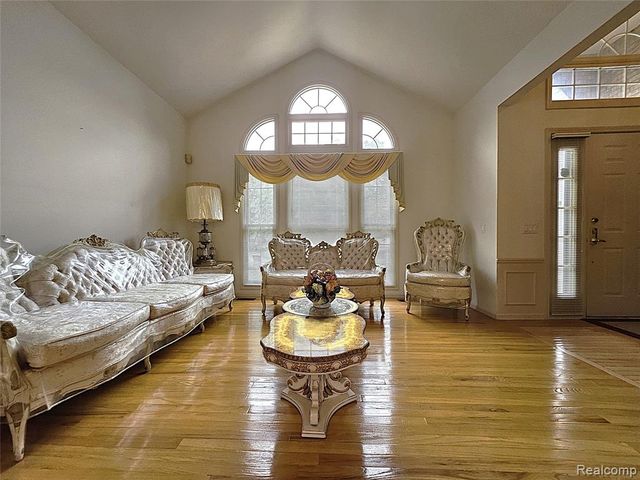 6088 Meadowview Drive, Canton, MI 48187