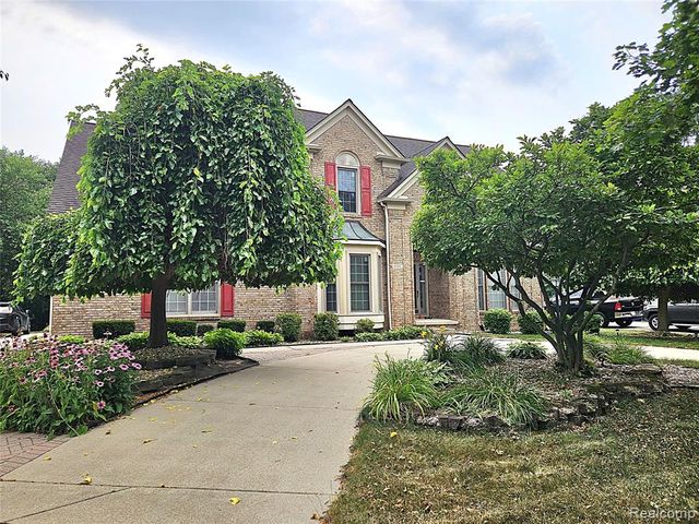 6088 Meadowview Drive, Canton, MI 48187