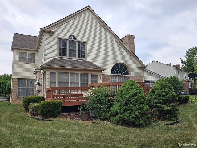 6088 Meadowview Drive, Canton, MI 48187