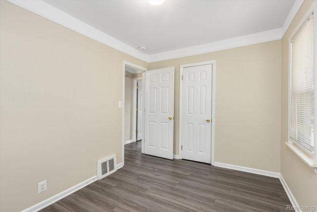 1001 BAUMAN Avenue, Royal Oak, MI 48073