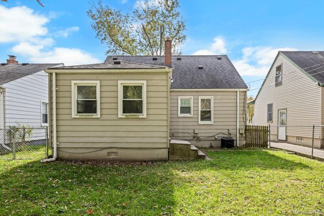 1001 BAUMAN Avenue, Royal Oak, MI 48073