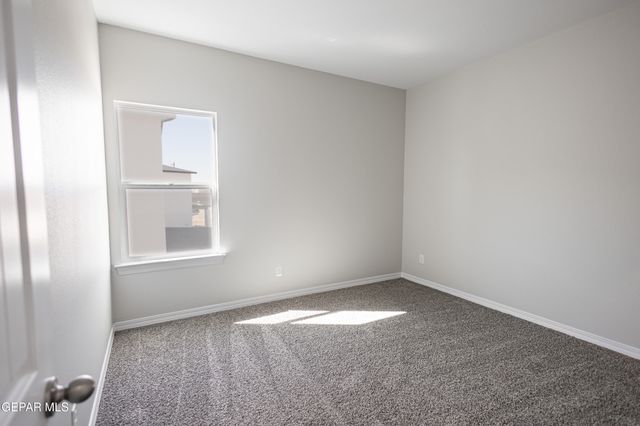 140 Olive Branch, Santa Teresa, NM 88008