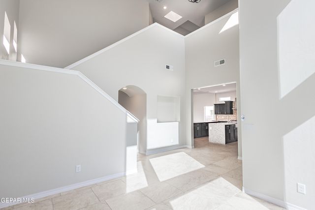 140 Olive Branch, Santa Teresa, NM 88008