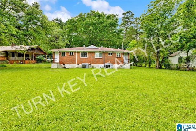 521 CRUMLEY CHAPEL ROAD, Forestdale, AL 35214