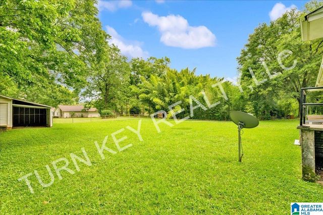 521 CRUMLEY CHAPEL ROAD, Forestdale, AL 35214
