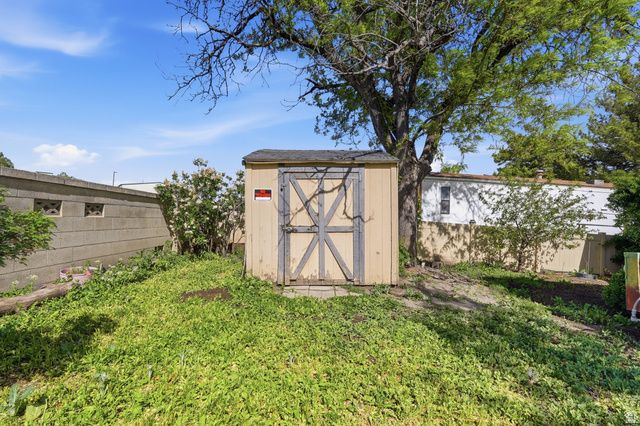 1597 W INDIAN SUMMER DR, Salt Lake City, UT 84116