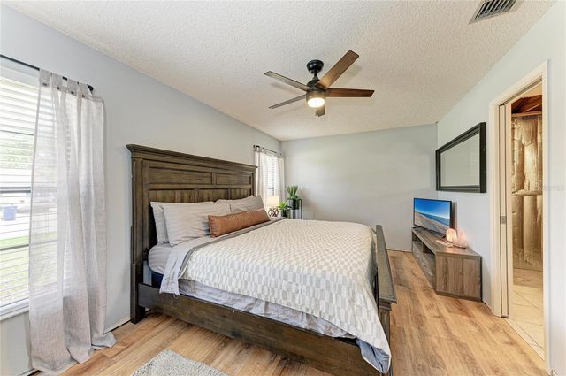 4505 30TH STREET CIRCLE E, Bradenton, FL 34203