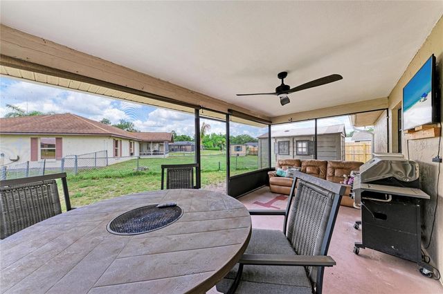 4505 30TH STREET CIRCLE E, Bradenton, FL 34203