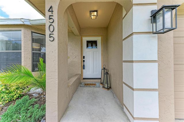 4505 30TH STREET CIRCLE E, Bradenton, FL 34203