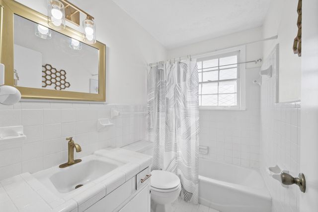 355 Welchwood Dr, Clarksville, TN 37040