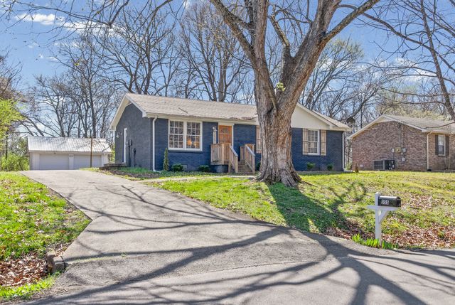 355 Welchwood Dr, Clarksville, TN 37040