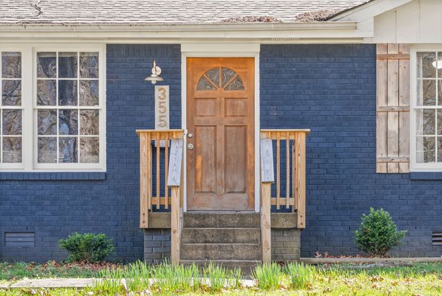 355 Welchwood Dr, Clarksville, TN 37040