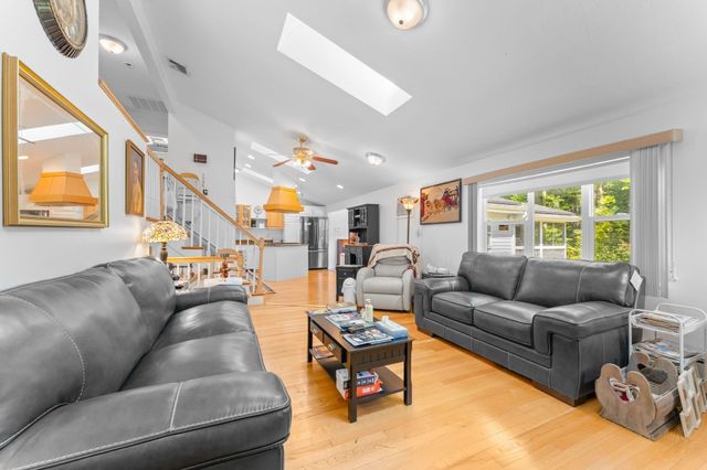 860 Washington Street, Easton, MA 02375