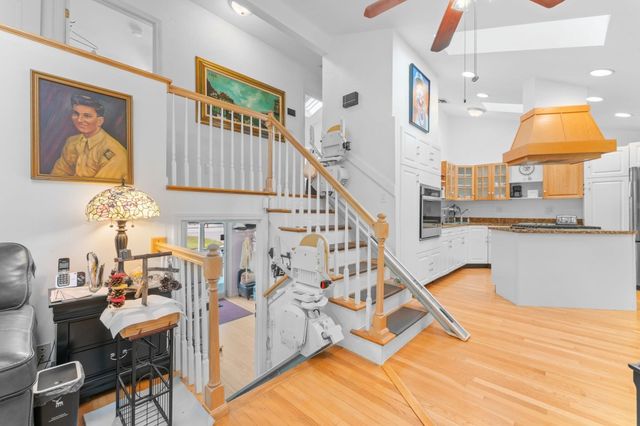 860 Washington Street, Easton, MA 02375