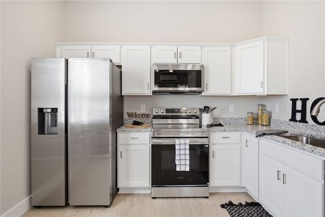 917 E South 2nd Street, Seneca, SC 29678