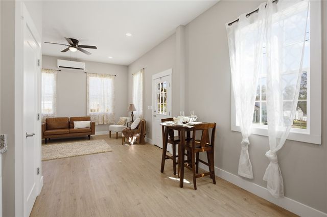 917 E South 2nd Street, Seneca, SC 29678