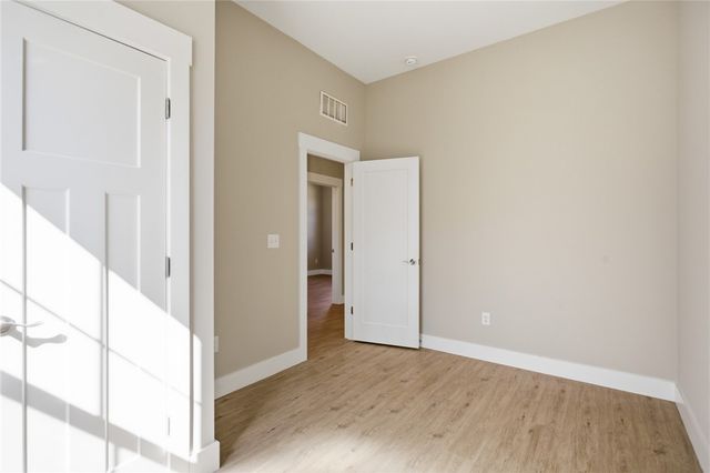 917 E South 2nd Street, Seneca, SC 29678