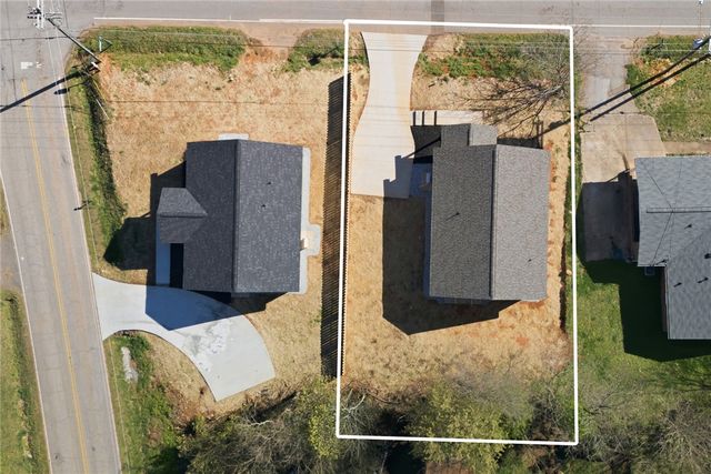 917 E South 2nd Street, Seneca, SC 29678