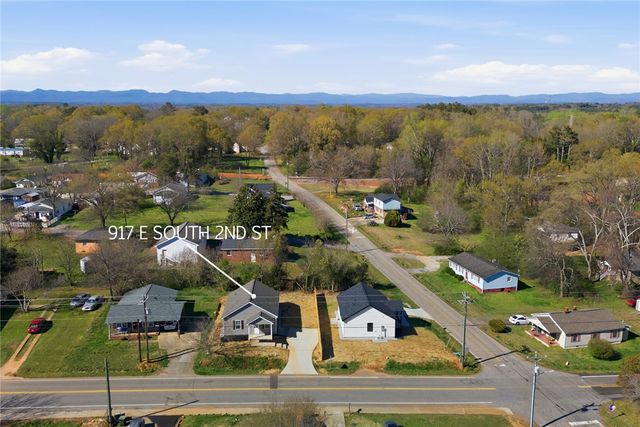 917 E South 2nd Street, Seneca, SC 29678