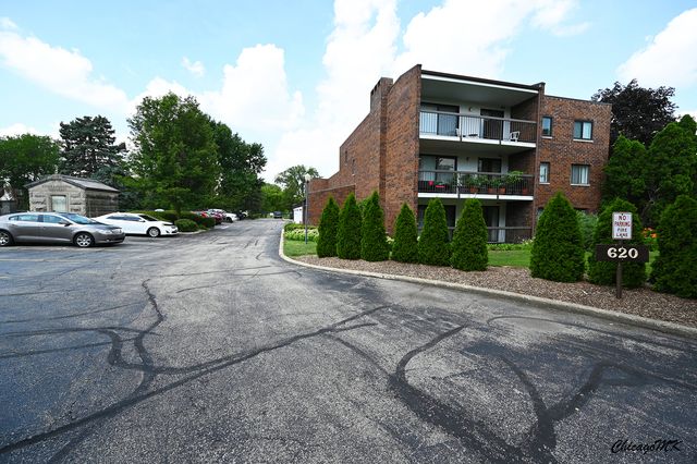 620 S York Road 101, Bensenville, IL 60106