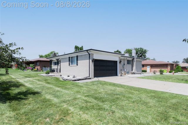 18863 Monica Drive, Clinton Charter Township, MI 48036