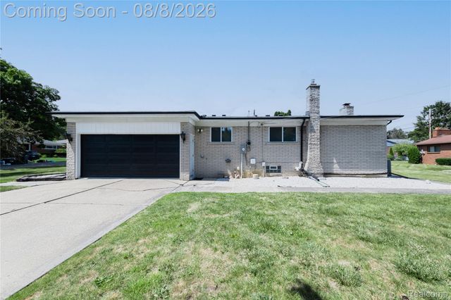 18863 Monica Drive, Clinton Charter Township, MI 48036