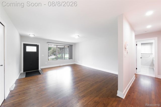 18863 Monica Drive, Clinton Charter Township, MI 48036