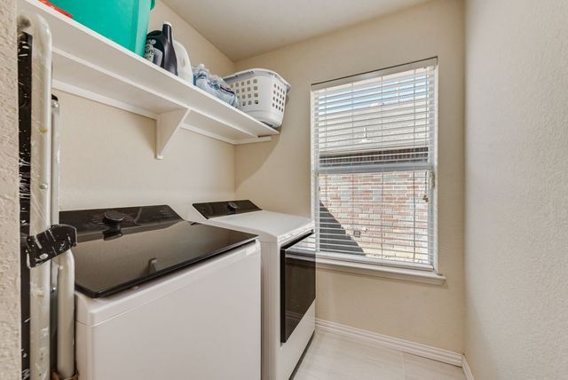 9208 Conestoga Drive, Fort Worth, TX 76131