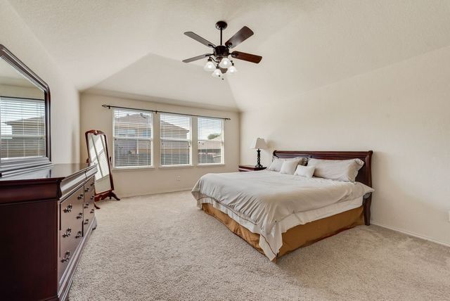 9208 Conestoga Drive, Fort Worth, TX 76131