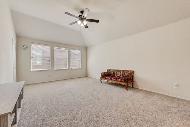 9208 Conestoga Drive, Fort Worth, TX 76131
